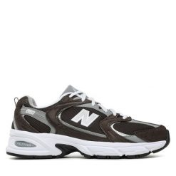 Sneakersy New Balance. Czarne półbuty chłopięce New Balance, bez wzorów, bez zapięcia. Za 209.99 zł.