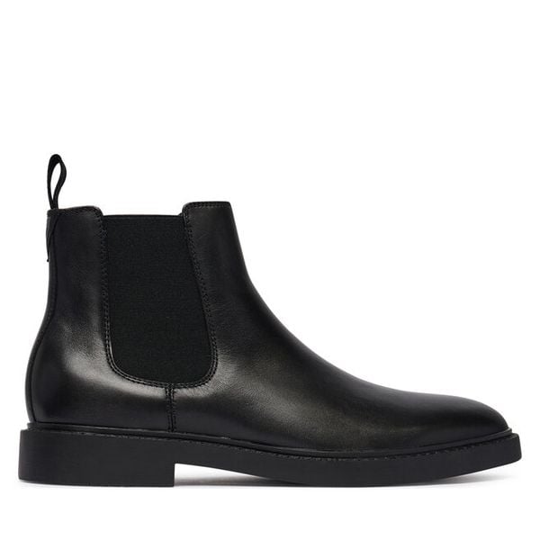 Sztyblety Guess. Czarne botki męskie Guess, z aplikacjami, bez zapięcia. Za 674.99 zł.