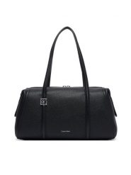 Calvin Klein Torebka Emblem Hw Pebble Doctor Shoulder LV04F3614G Czarny. Czarne torebki do ręki damskie Calvin Klein, bez wzorów, ze skóry, bez dodatków. Za 569.99 zł.