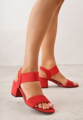 Czerwone Sandały na Kwadratowym Słupku z Imitacji Zamszu Claudie. Czerwone sandały dziewczęce Renee, z jeansu, bez zapięcia. Za 99.99 zł.
