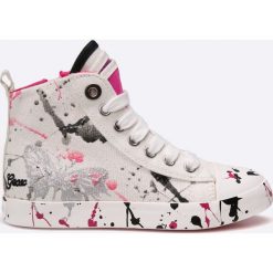 Geox - Trampki dziecięce. Buty sportowe dziewczęce marki Geox. W wyprzedaży za 179.90 zł.