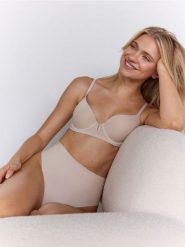 Majtki typu stringi 2 pack - czarny. Czarne stringi damskie Reserved, l, bez wzorów. Za 49.99 zł.