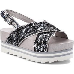 Sandały GUESS - Harris FLHRR2 SAT03 SILVE. Klapki damskie Guess. W wyprzedaży za 299.00 zł.