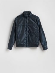 Kurtka bomberka ze stójką - granatowy. Niebieskie kurtki męskie Reserved, l, bez wzorów, z tkaniny, bez kaptura. Za 219.99 zł.