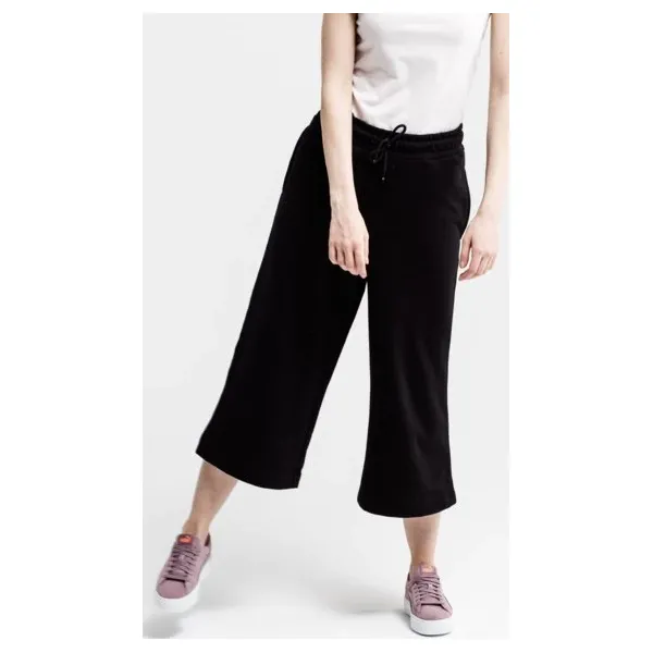 Umbro Spodnie Modish , czarny, rozmiar M. Czarne spodnie materiałowe damskie Umbro, m, z aplikacjami, z bawełny, na fitness i siłownię. W wyprzedaży za 39.99 zł.
