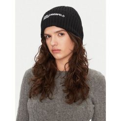 Czapka Karl Lagerfeld Jeans. Czarne czapki i kapelusze damskie Karl Lagerfeld Jeans, na zimę, bez wzorów, z jeansu. Za 179.99 zł.