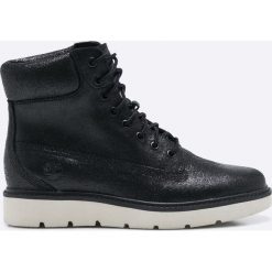 Timberland - Botki Kenniston. Czarne botki damskie Timberland, z materiału, z okrągłym noskiem, bez obcasa, na obcasie. W wyprzedaży za 399.90 zł.