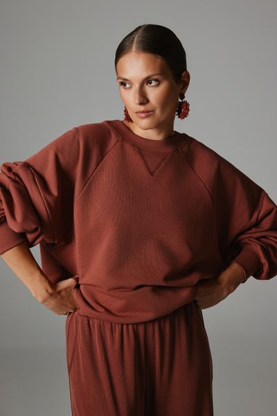 BLUZA ELENA MARSALA M - Flawless. Brązowe bluzy damskie Flawless, m, bez wzorów, z bawełny, bez kaptura. Za 369.00 zł.