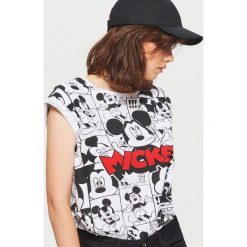 Koszulka Mickey Mouse - Biały. Białe t-shirty damskie Cropp, z motywem z bajki. Za 39.99 zł.