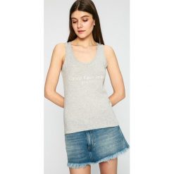 Calvin Klein Jeans - Top. Topy damskie marki Calvin Klein Jeans. W wyprzedaży za 99.90 zł.