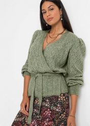 Sweter kopertowy z rękawami bufkami. Zielone swetry damskie bonprix, bez wzorów, bez kołnierzyka, bez ramiączek, bez kaptura. Za 159.99 zł.