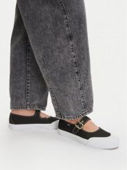 Vans Baleriny Mary Jane VN000CRR6BT1 Czarny. Czarne baleriny damskie Vans, bez wzorów, bez obcasa. Za 319.99 zł.
