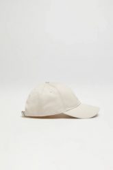 Czapka z daszkiem beżowa. Brązowe czapki i kapelusze damskie MOODO, bez wzorów, z bawełny. Za 49.99 zł.