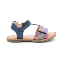 Sandały dziewczęce KICKERS DIAMANTO. Brązowe sandały dziewczęce Kickers, ze skóry, bez zapięcia. Za 109.99 zł.