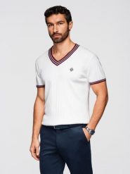 Wiskozowa męska koszulka z dekoltem w serek - biała V1. Białe t-shirty męskie Ombre Clothing, m, bez wzorów, z dzianiny, biznesowe, bez kołnierzyka. Za 209.99 zł.