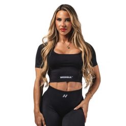 T-shirt damski Nebbia Flow Seamless Shaping. Czerwone t-shirty damskie Nebbia, m, bez wzorów, z elastanu, bez kołnierzyka. Za 229.99 zł.