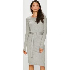 Vero Moda - Sukienka. Sukienki damskie marki Vero Moda. W wyprzedaży za 139.90 zł.