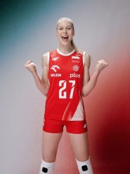 4F Koszulka meczowa replika wyjazdowa z możliwością personalizacji damska 4F x Polska Siatkówka - czerwona XL. Czerwone koszulki sportowe damskie 4f, l, bez wzorów, z materiału, bez kołnierzyka, bez ramiączek, na fitness i siłownię. Za 199.99 zł.
