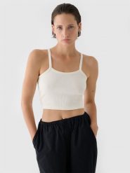 4F Crop top slim damski - biały L. Białe koszulki sportowe damskie 4f, l, bez wzorów, z bawełny, bez kołnierzyka, bez ramiączek. W wyprzedaży za 29.99 zł.