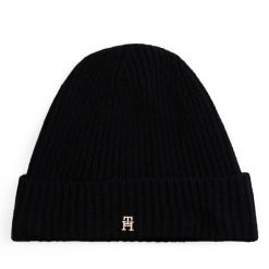 Czapka Tommy Hilfiger. Czarne czapki i kapelusze damskie Tommy Hilfiger, na zimę, bez wzorów. Za 389.99 zł.