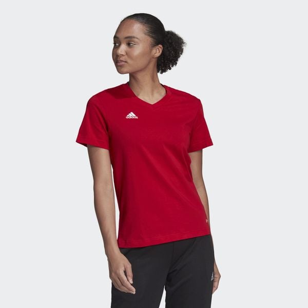 Koszulka piłkarska damska Adidas Entrada 22 Jersey. Czerwone koszulki sportowe damskie Adidas, xs, bez wzorów, z bawełny, bez kołnierzyka, bez ramiączek, do piłki nożnej. Za 74.00 zł.