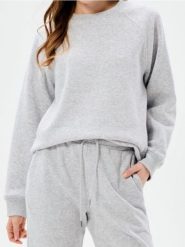 Bluza crewneck basic - szary. Szare bluzy damskie Sinsay, l, bez wzorów, bez kaptura. Za 35.99 zł.