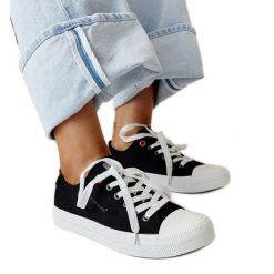 Czarne materiałowe damskie trampki Cross Jeans. Czarne trampki i tenisówki damskie bez wzorów, z jeansu, bez zapięcia. Za 124.54 zł.