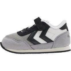 Sneakersy dla dzieci Hummel Reflex Multi. Szare buty sportowe chłopięce Hummel, bez wzorów, z gumy, bez zapięcia, trekkingowe. Za 193.50 zł.