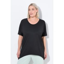 Damskie Koszula funkcjonalna wydłużone boki okrągły dekolt. Czarne koszule damskie Ulla Popken, plus size, bez wzorów, z elastanu, sportowe, bez kołnierzyka, plus size, bez ramiączek. W wyprzedaży za 191.99 zł.