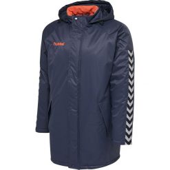 HUMMEL kurtka ocieplana AUTHENTIC CHARGE STADION. Zielone kurtki męskie Hummel, l, bez wzorów, z materiału, klasyczne, bez kaptura. Za 168.00 zł.