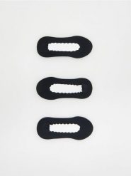 Skarpety 3 pack - czarny. Czarne skarpety damskie Reserved, bez wzorów. W wyprzedaży za 29.99 zł.
