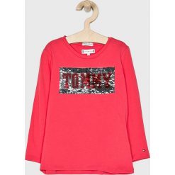 Tommy Hilfiger - Bluzka dziecięca 104-140 cm. Czerwone t-shirty i topy dla dziewczynek Tommy Hilfiger, z aplikacjami, z bawełny, bez ramiączek. W wyprzedaży za 99.90 zł.