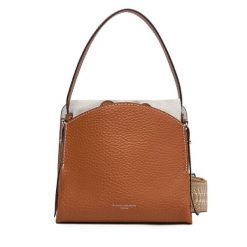 Torebka Gianni Chiarini. Brązowe torebki do ręki damskie Gianni Chiarini, bez wzorów, klasyczne, bez dodatków. Za 729.99 zł.