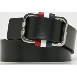 Tommy Jeans - Pasek skórzany. Czarne paski damskie Tommy Jeans, w paski, z jeansu. Za 229.90 zł.