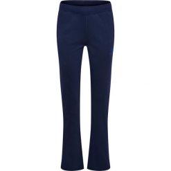 Damskie spodnie dresowe Hummel Move 2.0. Niebieskie spodnie sportowe damskie Hummel, bez wzorów, z dresówki, do piłki nożnej. Za 256.00 zł.