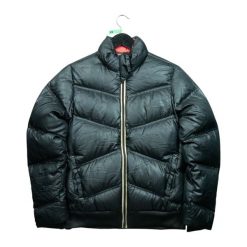 Second life - Kurtka puchowa Adidas - Stan bardzo dobry. Czarne kurtki damskie Adidas, s, bez wzorów, z puchu, bez kaptura. Za 270.68 zł.