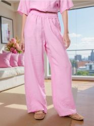 Spodnie wide leg z modalem - różowy. Czerwone spodnie materiałowe damskie Sinsay, l, bez wzorów. W wyprzedaży za 29.99 zł.