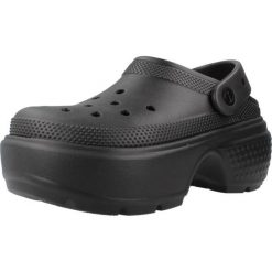 Klapki Crocs Model Stomp Clog Kolor Czarny. Czarne klapki damskie Crocs, bez wzorów, z gumy, bez obcasa, bez zapięcia. Za 383.00 zł.