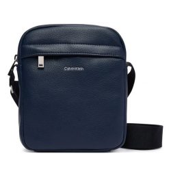 Saszetka Calvin Klein. Niebieskie saszetki męskie Calvin Klein, młodzieżowe, małe. Za 329.99 zł.