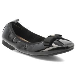 Baleriny damskie Filippo, cholewka ze skóry naturalnej lakierowanej wsuwany fason z ozdobną kokardą zabudowany przód na płaskiej podeszwie, czarne, D. Czarne półbuty damskie Filippo, bez wzorów, ze skóry, bez obcasa, na płaskiej podeszwie, bez zapięcia. Za 169.00 zł.