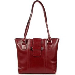Torebka skórzana damska na ramię bordowa DAN-A T363. Czerwone torby na ramię damskie DAN-A, bez wzorów, ze skóry, eleganckie, bez dodatków. Za 369.99 zł.