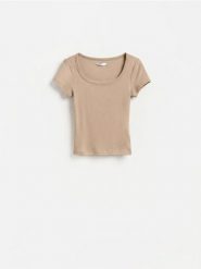 T-shirt slim fit z modalem - brązowy. Brązowe t-shirty damskie Reserved, l, bez wzorów, z dzianiny, bez kołnierzyka. Za 39.99 zł.