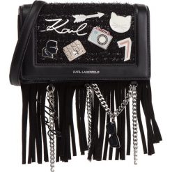 Torebka KARL LAGERFELD - Klassik Pins Crossbody 86KW3022 Black. Listonoszki damskie marki KARL LAGERFELD. W wyprzedaży za 939.00 zł.