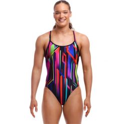 Strój kąpielowy damski Funkita Baby Beamer. Czarne kostiumy jednoczęściowe damskie FUNKITA, xs, bez wzorów, z poliesteru, sportowe, do pływania. Za 259.00 zł.