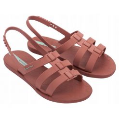 Sandały dla kobiet Ipanema STYLE SANDAL FEM. Czerwone obuwie sportowe damskie Ipanema, bez wzorów, bez obcasa, bez zapięcia. Za 129.99 zł.