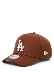 New Era Czapka Mężczyźni Bawełna (100%) brązowy, ONE SIZE. Brązowe czapki i kapelusze męskie New Era, bez wzorów, z bawełny, klasyczne. Za 149.95 zł.