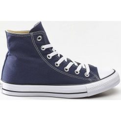 Converse granatowe M9622. Trampki i tenisówki damskie Converse, bez wzorów, retro, bez zapięcia. W wyprzedaży za 279.00 zł.