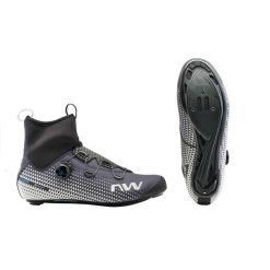 Buty szosowe męskie Northwave Celsius R Arctic GTX. Czarne buty sportowe męskie Northwave, bez zapięcia, rowerowe. Za 879.99 zł.