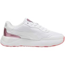 Buty damskie Puma Runtamed Platform. Białe obuwie sportowe damskie Puma, bez wzorów, do biegania. Za 257.99 zł.