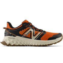 Buty męskie New Balance Fresh Foam Garoé MTGAROI1 – pomarańczowe. Brązowe buty sportowe męskie New Balance, z materiału, bez zapięcia, do biegania. Za 299.99 zł.